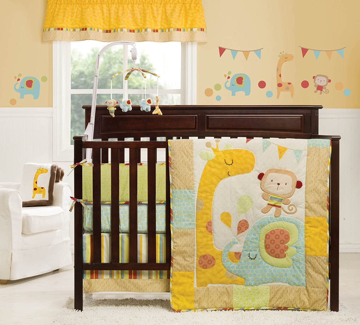 Graco 4 Piece Crib Bedding Set, Jungle Friends