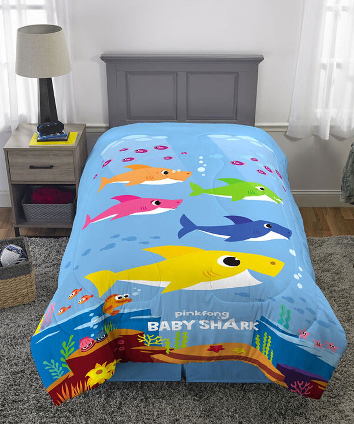 Franco Kids Bedding Baby Shark Soft Microfiber Twin/Full Comforter