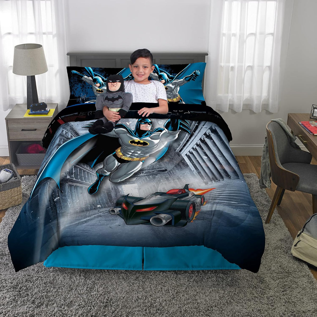 Batman 6 Piece Full Size Comforter with Sheets and Cuddle Pillow