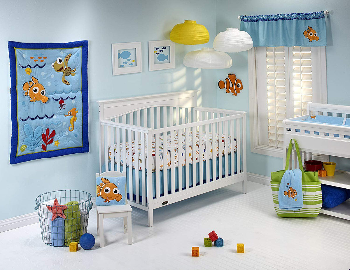 Disney Nemo Wavy Days 4 Piece Crib Bedding Set