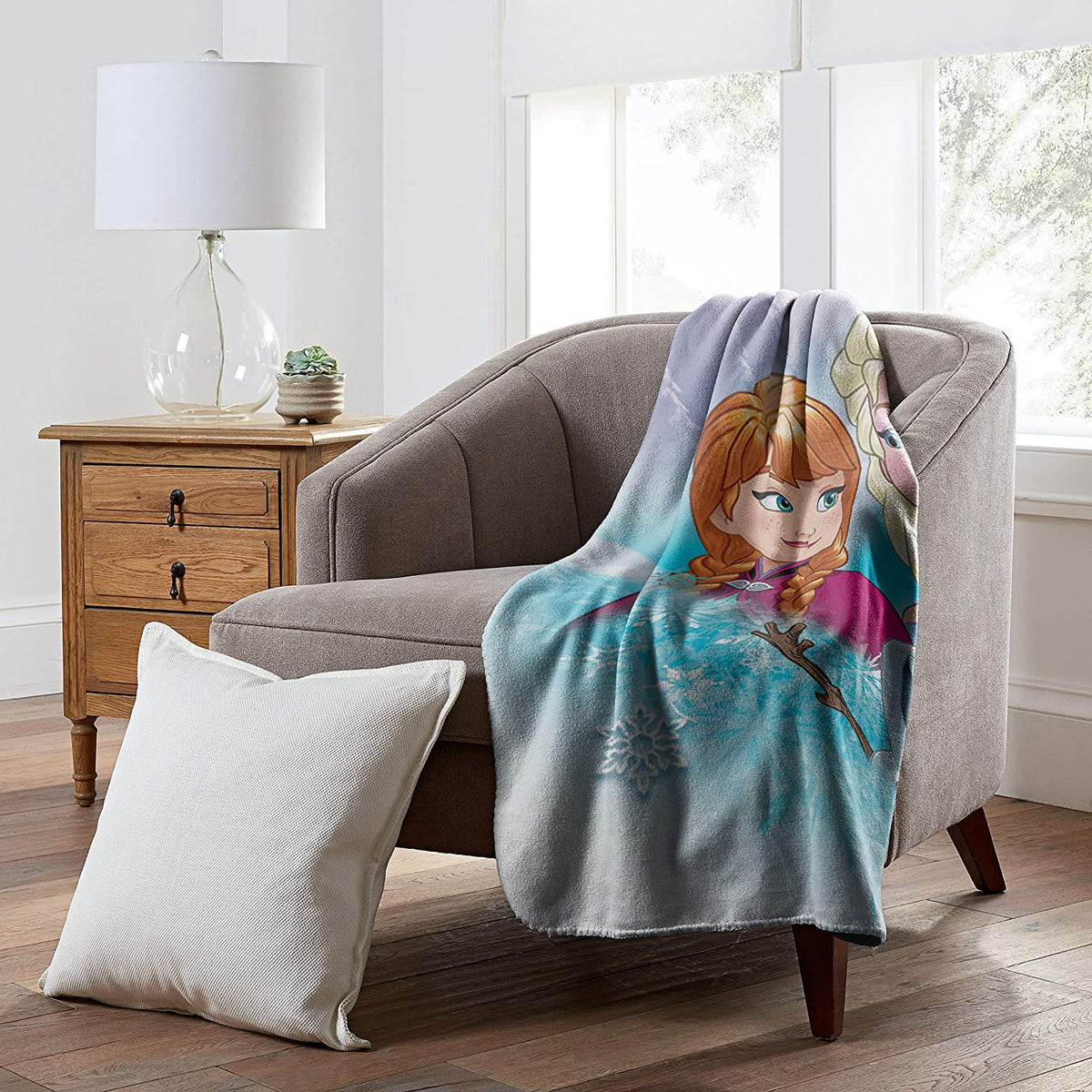 Disney Frozen, "Snow Journey" Fleece Throw Blanket, 45" x 60"