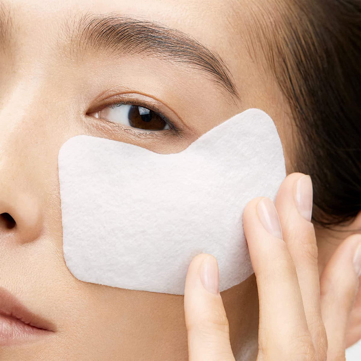 Shiseido Vital Perfection Uplifting and Firming Express Eye Mask - 12 Sets of Two Eye Masks - Pure Retinol Under-Eye Mask That Visibly Lifts & Firms - Targets Dark Circles & Under-Eye Bags