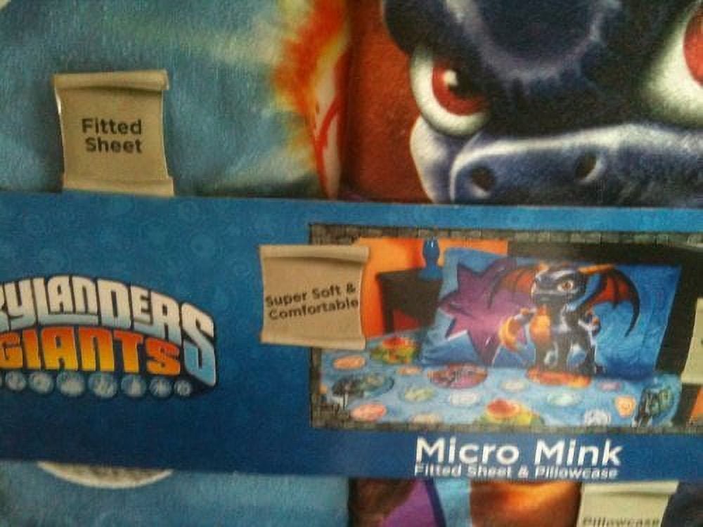 Skylanders Giants Micro Mink 2 Piece Twin Sheet Set (Fitted Sheet and Pillow Case Twin)