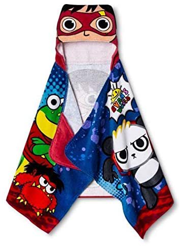 Franco Ryan's World Poised to Review Hooded Towel