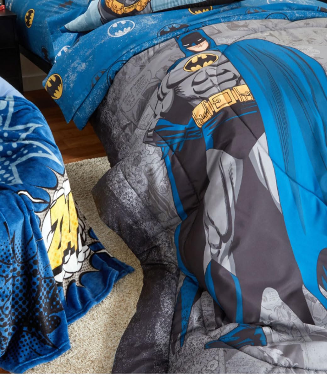 BATMAN Kids Twin/Full Comforter & Pillowcase Set