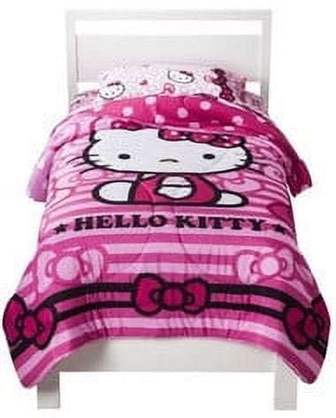 Hello Kitty "Bow Tied" Twin Comforter