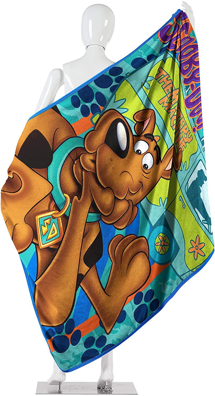 Warner Brothers Scooby-Doo, "Whole Gang" Micro Raschel Throw Blanket, 46" x 60"
