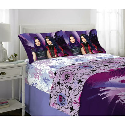 Disney Descendants 3 - 5 Piece Full Comforter and Sheet Set