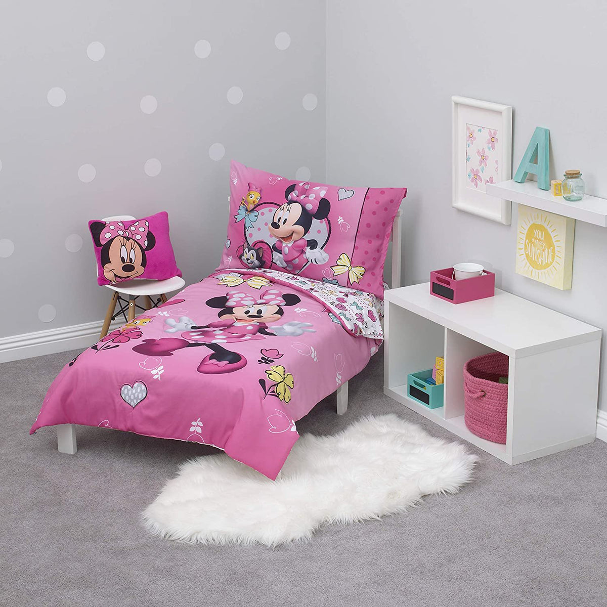 Disney Minnie Mouse 4 Piece Toddler Bedding Set