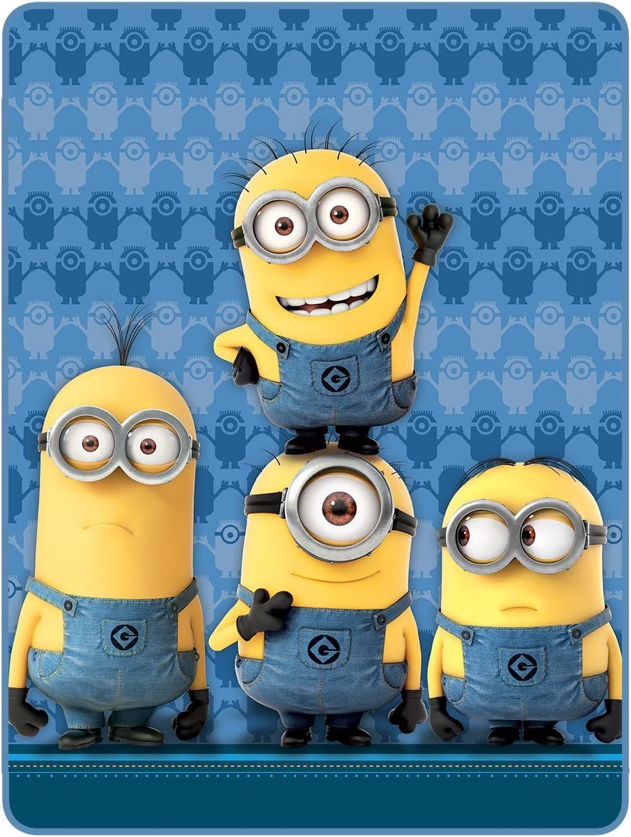 Franco Kids Minions Cheer Silk Touch Throw Blanket, 40" x 50"