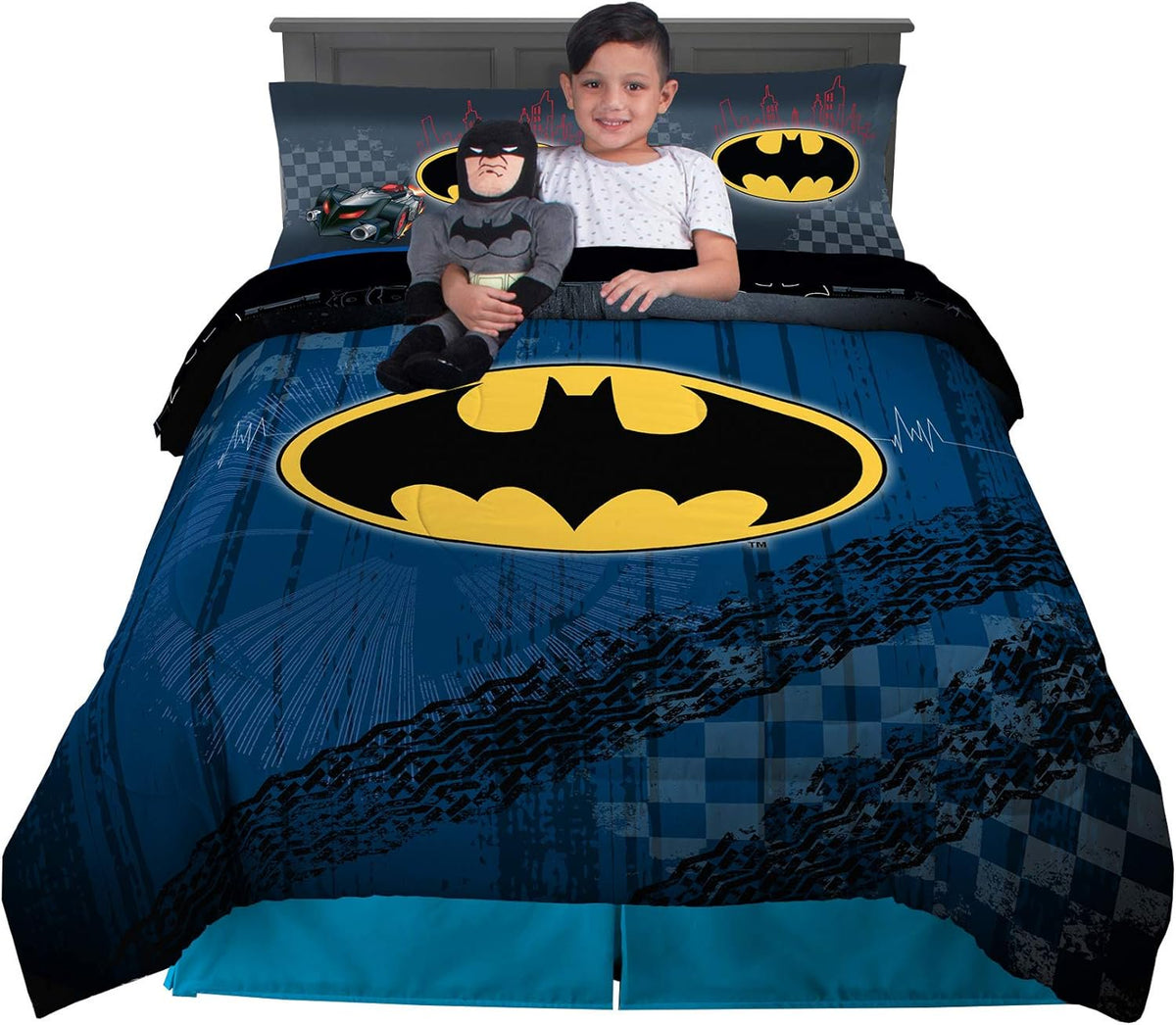 Batman 6 Piece Full Size Comforter with Sheets and Cuddle Pillow