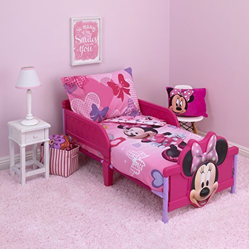 Disney Minnie Hearts & Bows 4-Piece Toddler Bedding Set