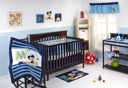 Disney Pooh's Play Day Traditional Bumper