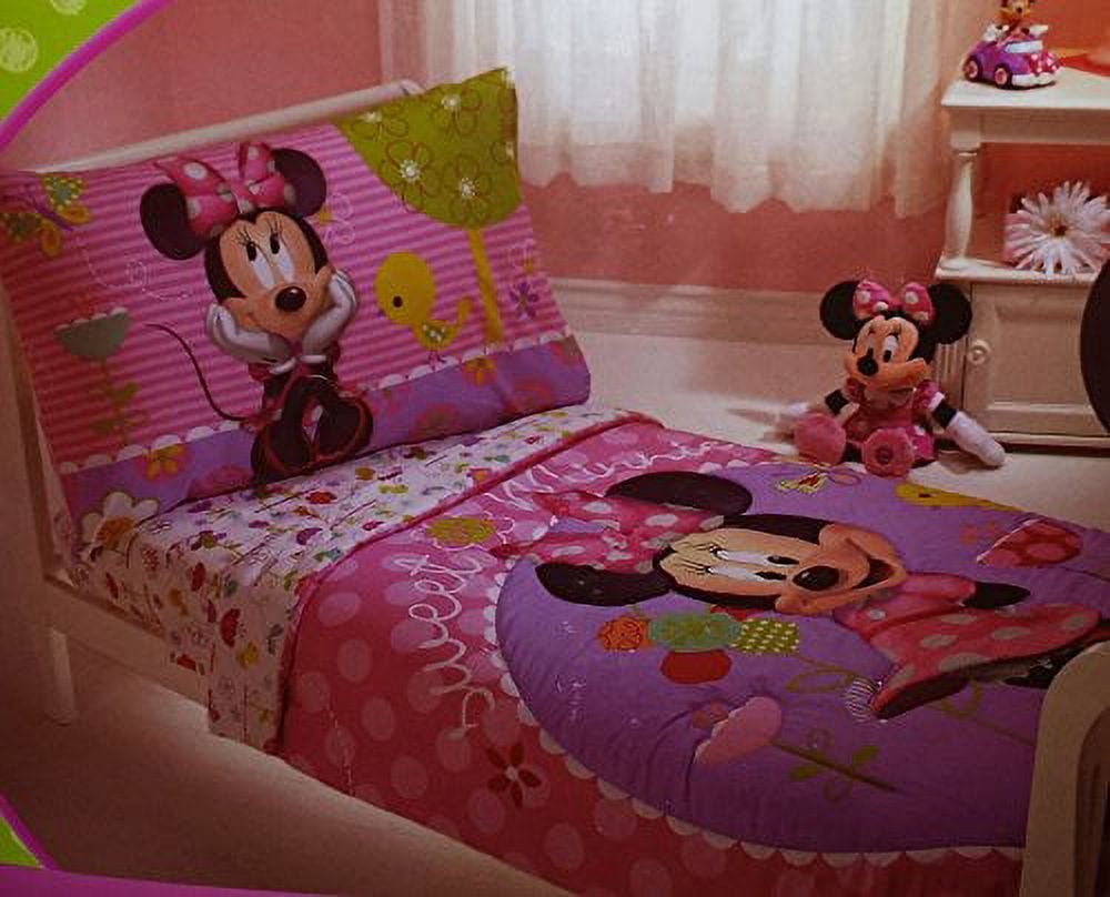 Disney Minnie Mouse 4-Piece Toddler Bedding; Bed Set