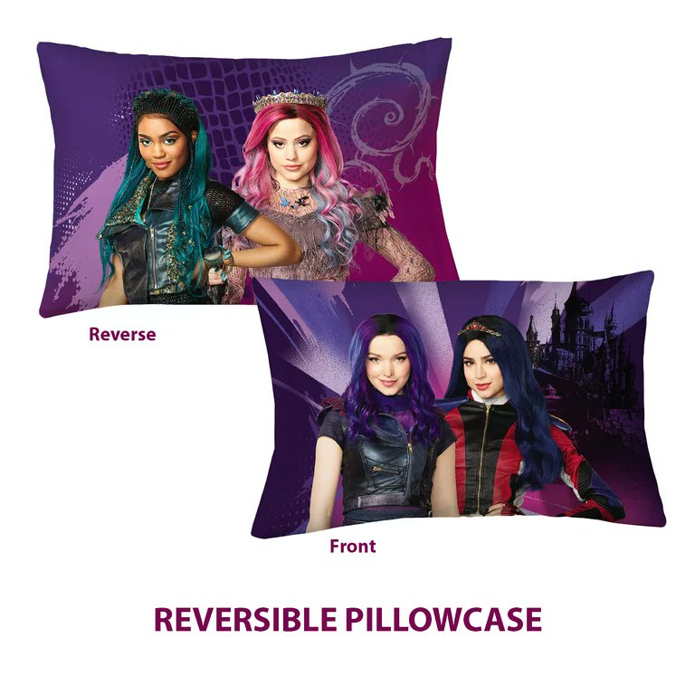 Disney Descendants 3 - 5 Piece Full Comforter and Sheet Set