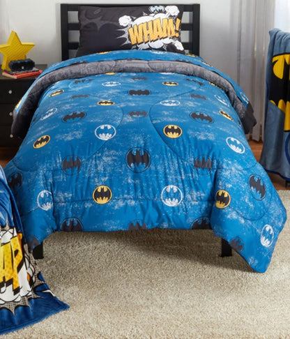 BATMAN Kids Twin/Full Comforter & Pillowcase Set