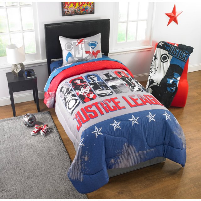 DC Comics Justice League 2 Piece Twin/Full Comforter and Sham Set