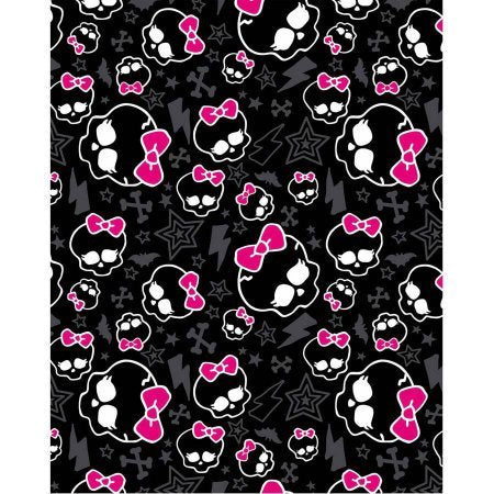 Franco Monster High My Beastie Character Doll and Throw Blanket Combo