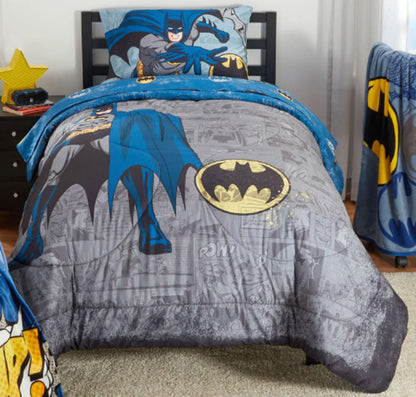 BATMAN Kids Twin/Full Comforter & Pillowcase Set