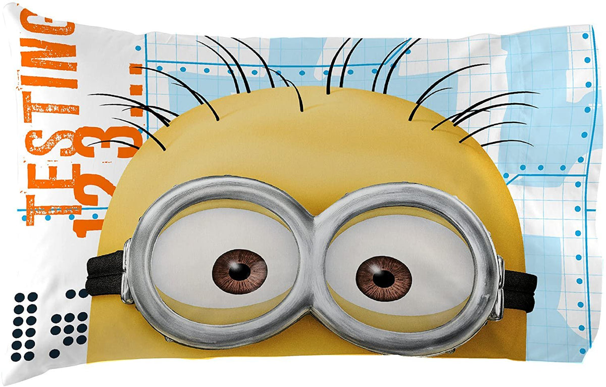 Universal MA440C Minions Testing 1234 Microfiber Sheet Set, Twin